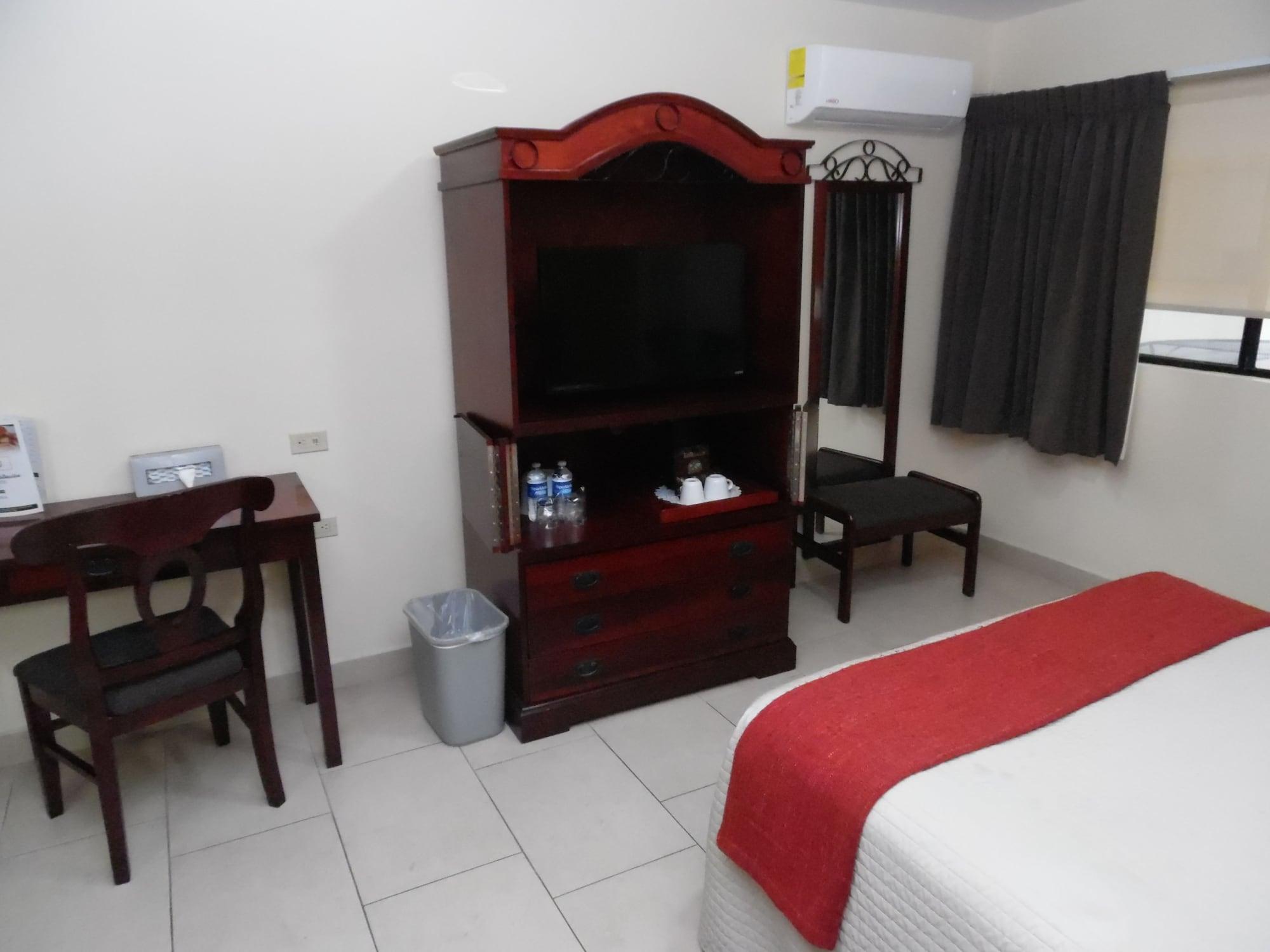 Baja Inn Hoteles La Mesa ティファナ エクステリア 写真