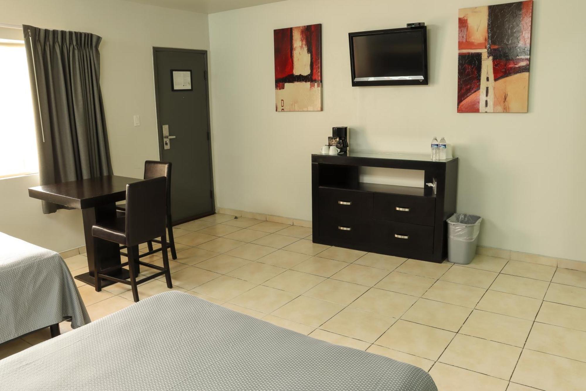 Baja Inn Hoteles La Mesa ティファナ エクステリア 写真