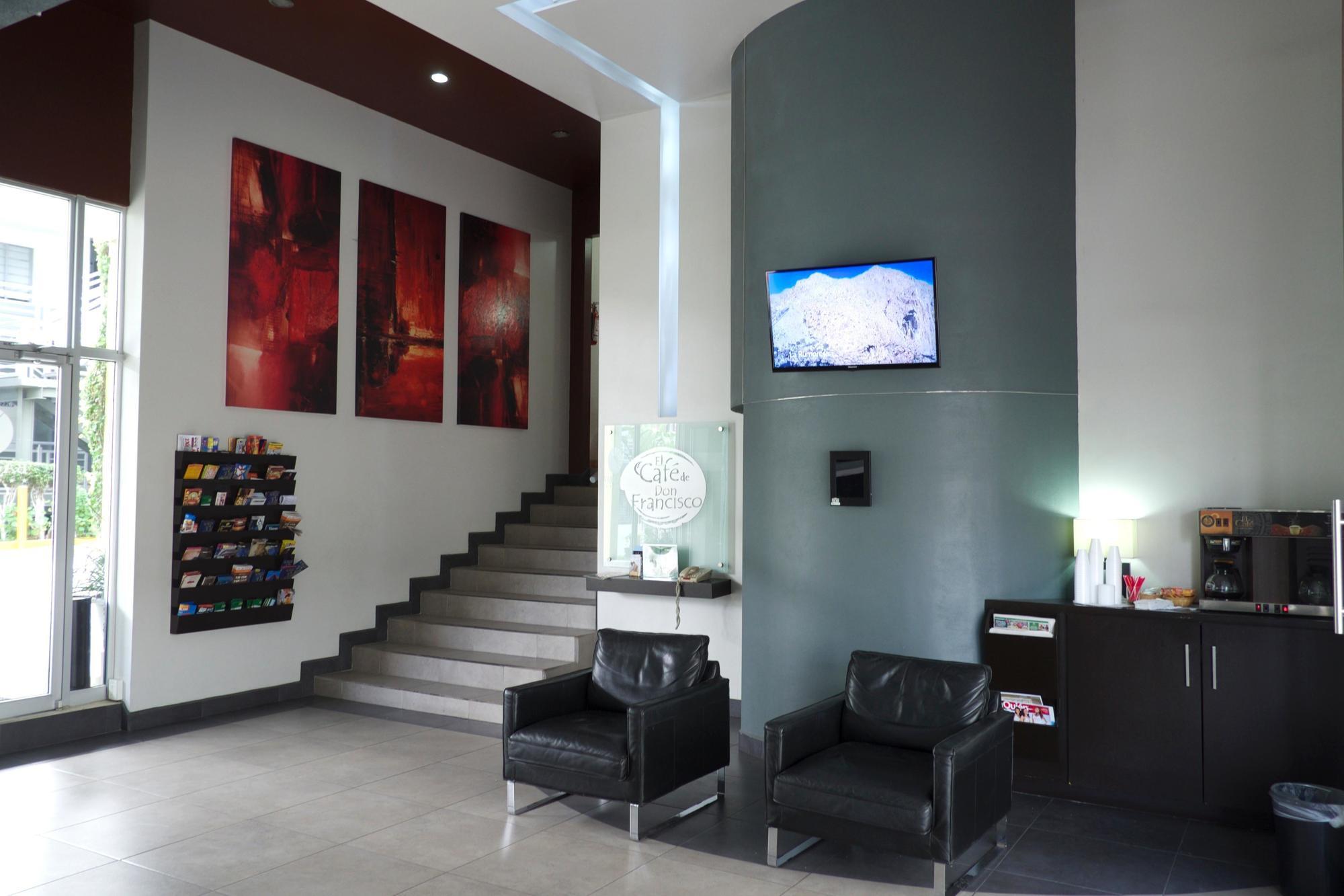 Baja Inn Hoteles La Mesa ティファナ エクステリア 写真
