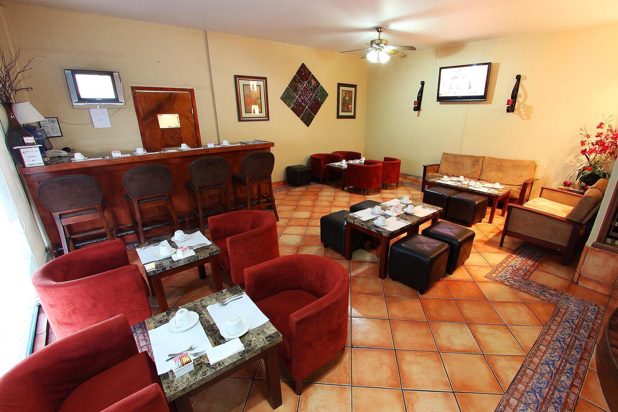 Baja Inn Hoteles La Mesa ティファナ エクステリア 写真